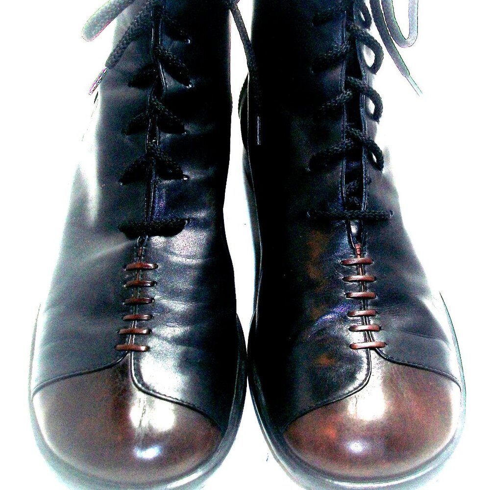 Maggie's Seattle Neo-Victorian Leather Lace-Up Boots Made in Italy Sz 9 $365 EUC